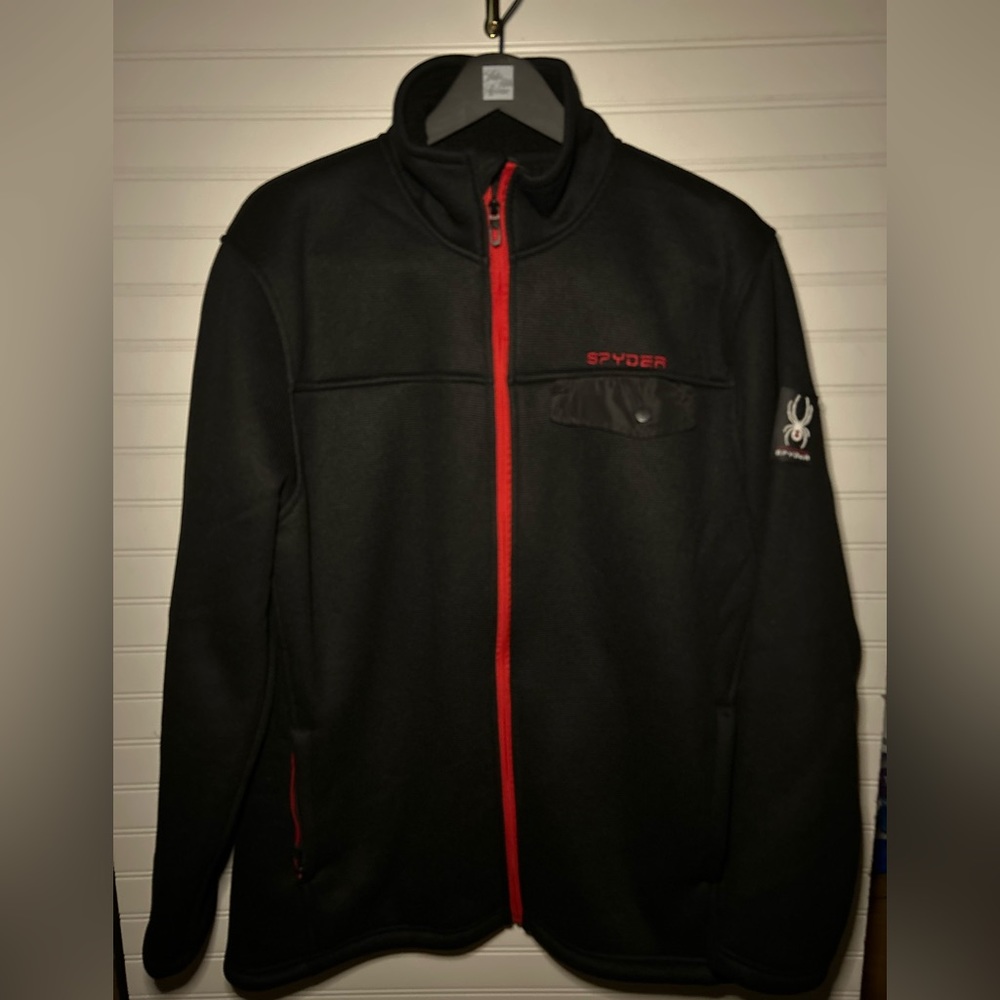 Men’s SPYDER Ski/Snowboard fleece lined winter sports jacket.